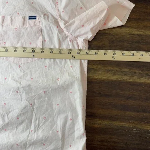 NWT Chubbies On Fridays We Wear Pink Beach Vacation Shirt XL Short Sleeve - Picture 5 of 6